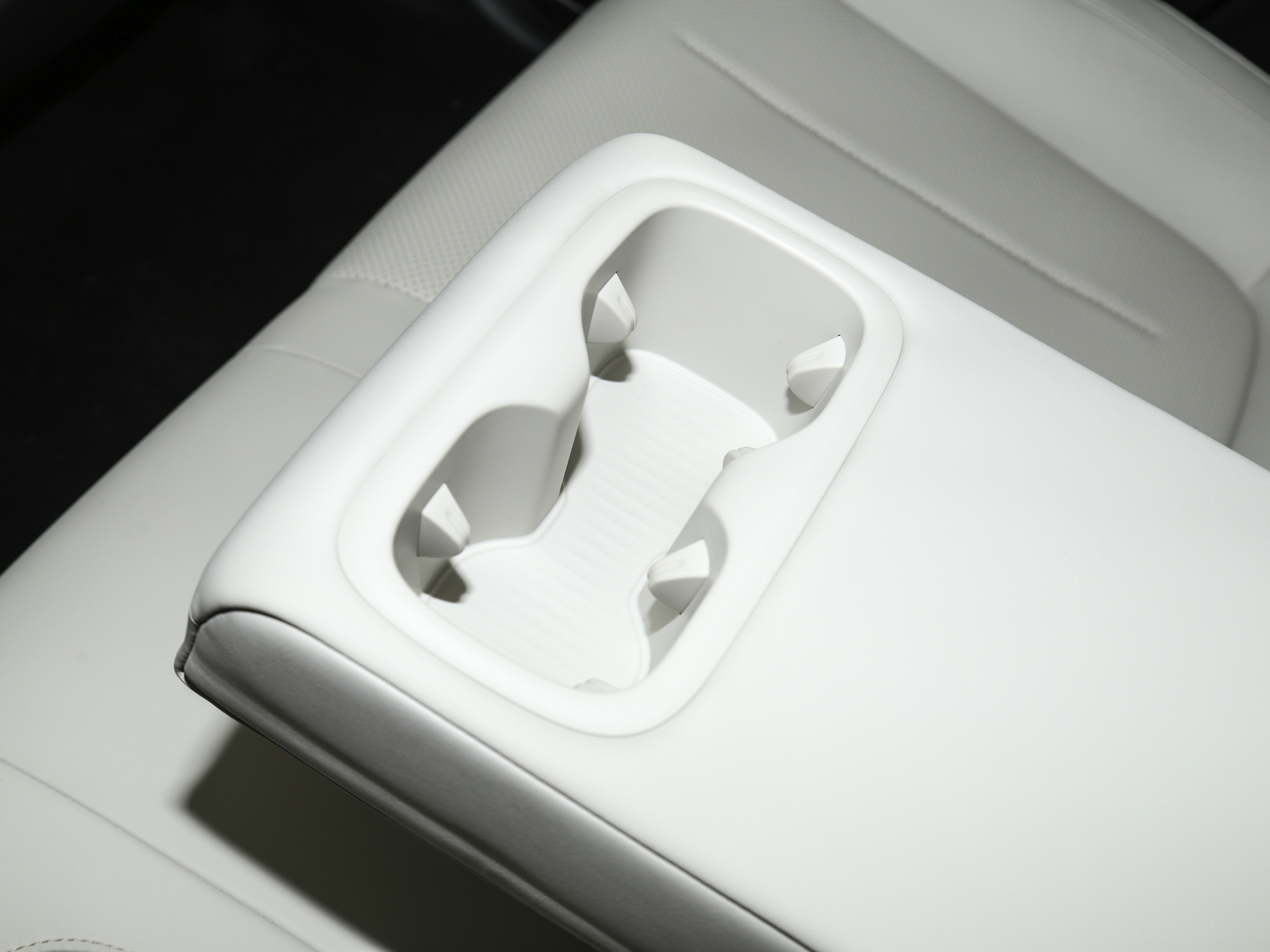 2026款 纯电 低配版