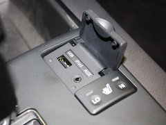 2008款 3.8L 自动 豪华版 7座