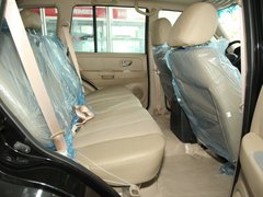 2010款 2.4 手动 豪华型 四驱