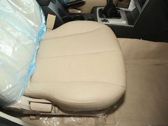 2010款 2.4 手动 豪华型 四驱