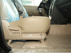 2010款 2.4 手动 豪华型 四驱