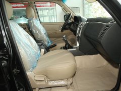 2010款 2.4 手动 豪华型 四驱