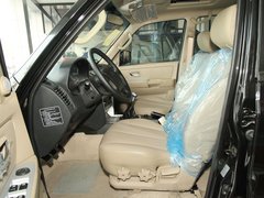 2010款 2.4 手动 豪华型 四驱