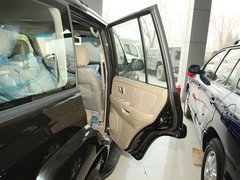 2010款 2.4 手动 豪华型 四驱