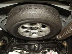 2010款 2.4 手动 豪华型 四驱