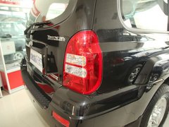 2010款 2.4 手动 豪华型 四驱