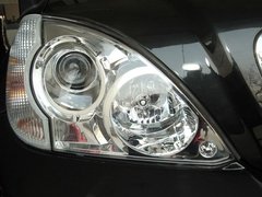 2010款 2.4 手动 豪华型 四驱