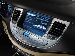 2008款 3.3L 自动 顶级型