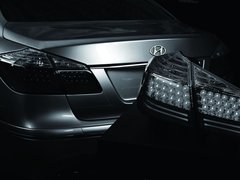 2008款 3.3L 自动 顶级型