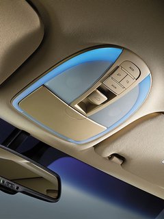 2008款 3.3L 自动 顶级型