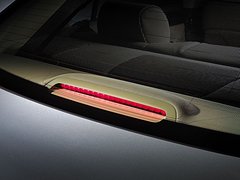 2008款 3.3L 自动 顶级型