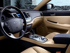 2008款 3.3L 自动 顶级型