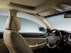 2008款 3.3L 自动 顶级型