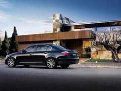 2008款 3.3L 自动 顶级型