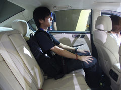 2008款 3.3L 自动 顶级型