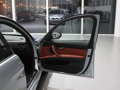 2009款 4.0L DCT 四门轿车