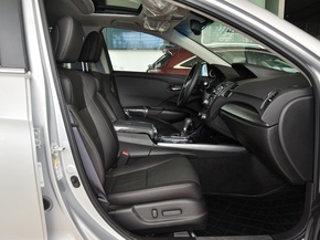 讴歌 3.5L 自动 副驾驶座椅正视图