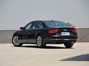 奥迪(进口) 2.0T 车辆左后45度视角