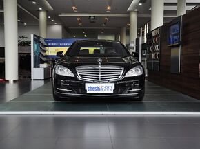 奔驰(进口)  S350L 3.5L 车头正面视角