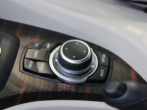 华晨宝马 xDrive28i 2.0T