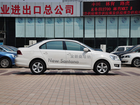 上海大众  1.4L 手动 车辆正右侧