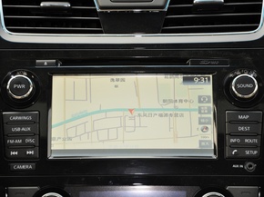 东风日产  2.5L 中控台中央特写