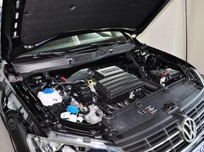 上海大众  改款 1.6L 手动 发动机主体特写