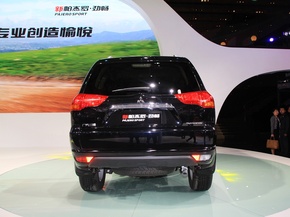 广汽三菱  2.4L 手动