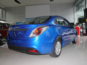 广汽传祺 1.6L 自动 车辆右侧尾部视角