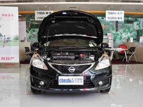 东风日产  1.6L CVT 车辆发动机舱整体
