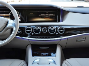 奔驰(进口)  S400L 3.0T 自动 中控仪表台总特写