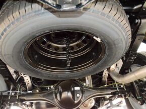 丰田(进口)  5.7L 备胎整体