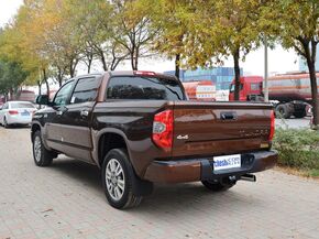 丰田(进口)  5.7L 车辆左后45度视角