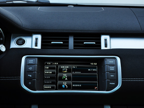 路虎 2.0T 中控仪表台上方