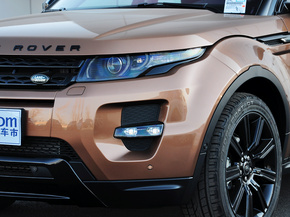 路虎  2.0T 车辆左前大灯45度视角