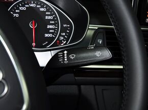 一汽奥迪  30 FSI 方向盘右侧控制杆