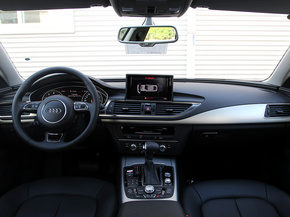 奥迪(进口)  2.5L CVT 中控台整体