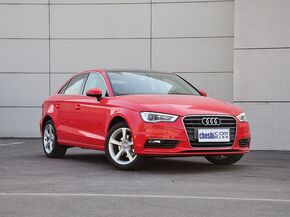 一汽奥迪  Sportback 35TFSI 车辆右侧45度角