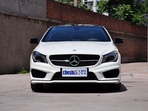 奔驰(进口)  CLA260 车头正面视角