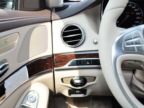 奔驰(进口)  S320L 方向盘左后仪表台