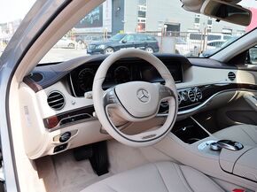 奔驰(进口)  S320L 中控台左侧