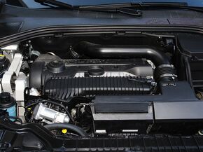 沃尔沃亚太  2.0T 自动 发动机主体特写