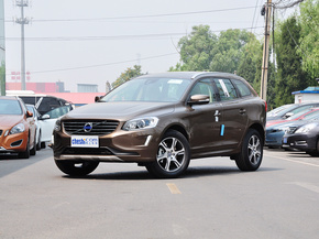 沃尔沃(进口)  2.0T 自动 车辆左前45度视角