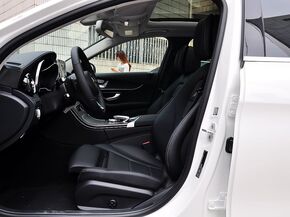 北京奔驰  C 200 L 驾驶席座椅正视图