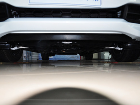 广汽本田  2.4L CVT 前发动机底部特写