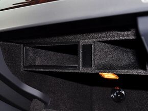 奥迪(进口) 50 TFSI 手套箱细节特写