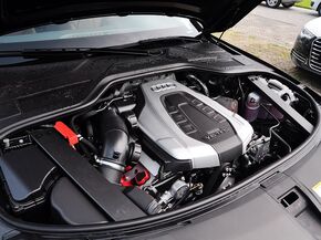 奥迪(进口) 45 TFSI 发动机主体特写