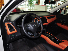 广汽本田 1.8L CVT 中控台左侧