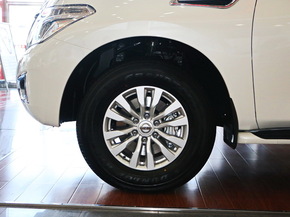 日產(chǎn)(進口)  途樂5.6L 左前輪