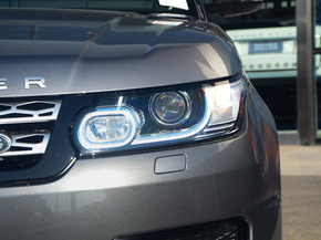 路虎  3.0 左前大灯